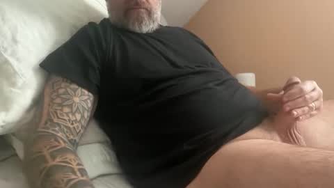 Snapshot of yogaman1 chatting on 02/22/26, 02:04 Yogaman1 online show from 02/22/26, 02:04