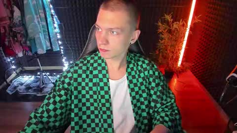 Snapshot of yoi_aji chatting on 10/26/25, 05:30 You can ask my name in pm online show from 10/26/25, 05:30