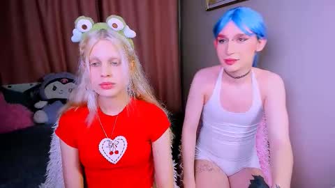 Mikaella - Mika online show from 01/11/26, 03:17