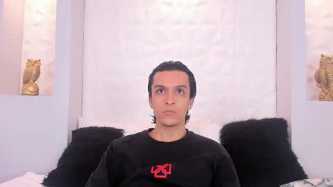 Yoiirchi online show from 04/15/26, 12:39