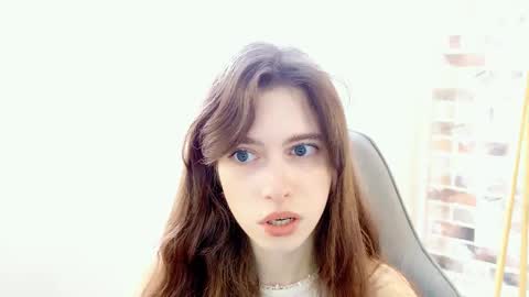 yoka_paradoxxx online show from 09/10/25, 09:09