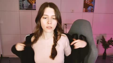 yoka_paradoxxx online show from 03/22/26, 09:02