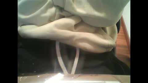 yokaxondoo online show from 02/16/25, 11:05