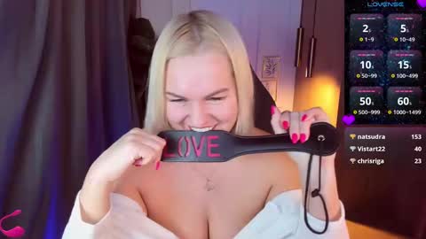 Yolanda online show from 02/25/25, 02:25