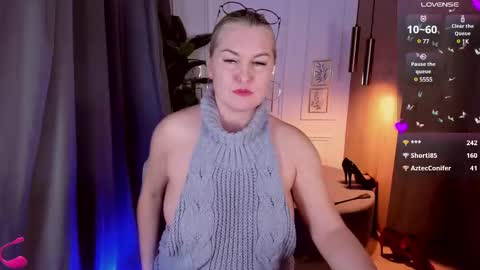 Yolanda online show from 03/12/25, 03:57