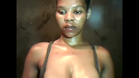 amazingkellyxx online show from 12/23/24, 10:55