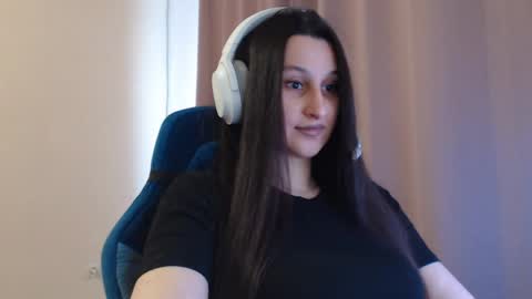 Sophie online show from 04/14/26, 02:56