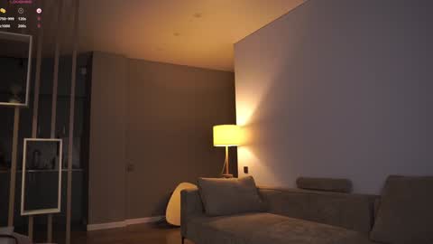 Mika online show from 01/03/25, 12:52