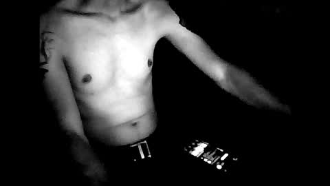 Snapshot of yorshgodsex chatting on 10/07/25, 06:21 Vlad online show from 10/07/25, 06:21