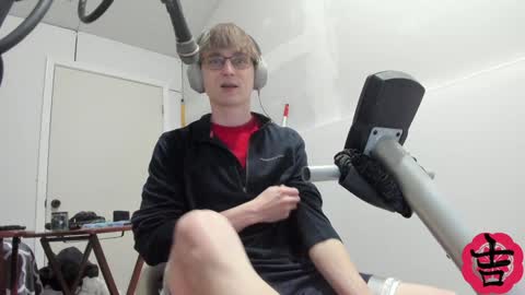 yosh online show from 12/04/24, 07:06