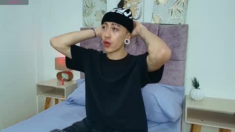 Yoshua Smith online show from 04/05/26, 07:33