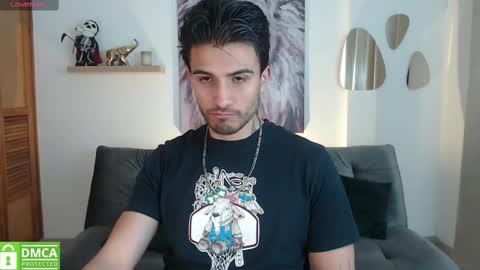 Snapshot of yoshy_man chatting on 12/21/24, 04:19 yoshy_man online show from 12/21/24, 04:19