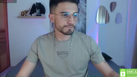 Snapshot of yoshy_man chatting on 01/28/25, 03:04 yoshy_man online show from 01/28/25, 03:04