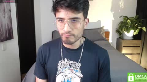 Snapshot of yoshy_man chatting on 10/10/25, 03:49 yoshy_man online show from 10/10/25, 03:49