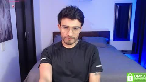 Snapshot of yoshy_man chatting on 11/08/25, 03:18 yoshy_man online show from 11/08/25, 03:18