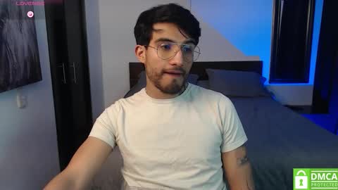 Snapshot of yoshy_man chatting on 11/13/25, 03:49 yoshy_man online show from 11/13/25, 03:49