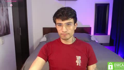 Snapshot of yoshy_man chatting on 11/21/25, 03:05 yoshy_man online show from 11/21/25, 03:05