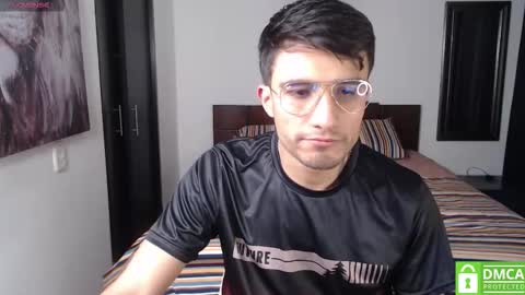 Snapshot of yoshy_man chatting on 12/21/25, 02:51 yoshy_man online show from 12/21/25, 02:51