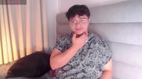 Snapshot of yossefmout chatting on 06/14/26, 03:58 Yossef online show from 06/14/26, 03:58