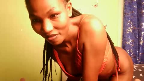 Snapshot of yosweetslut chatting on 04/15/26, 05:20 Sweetkitty online show from 04/15/26, 05:20