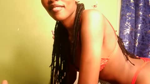 Snapshot of yosweetslut chatting on 04/15/26, 09:26 Sweetkitty online show from 04/15/26, 09:26