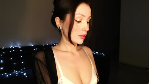 Sophie online show from 04/10/26, 09:19