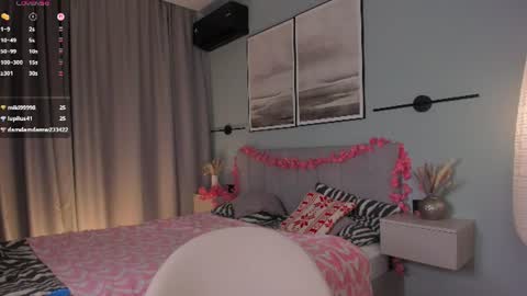 Snapshot of you_fell_in_love chatting on 07/16/26, 10:16 Elizabeth brunette -- Darline blonde online show from 07/16/26, 10:16