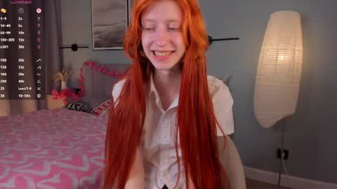 Snapshot of you_fell_in_love chatting on 07/17/26, 10:25 Elizabeth brunette -- Darline blonde online show from 07/17/26, 10:25