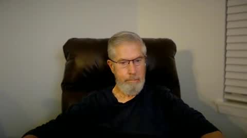 Colorado Guy Straight online show from 10/18/25, 03:31