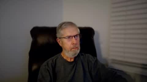 Colorado Guy Straight online show from 10/26/25, 02:17