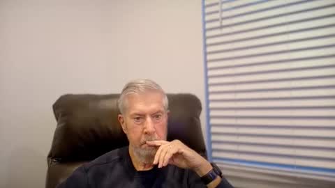 Colorado Guy Straight online show from 11/30/25, 01:59