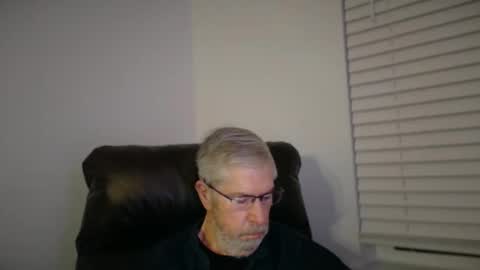 Colorado Guy Straight online show from 12/18/25, 12:11