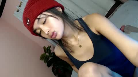 Snapshot of yougotelise69 chatting on 01/13/25, 09:08 HAPPY BIRTHDAY TO ME online show from 01/13/25, 09:08