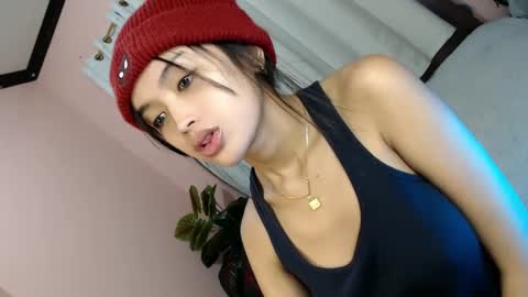 Snapshot of yougotelise69 chatting on 01/14/25, 06:02 HAPPY BIRTHDAY TO ME online show from 01/14/25, 06:02