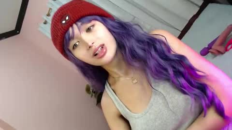 Snapshot of yougotelise69 chatting on 01/22/25, 05:59 HAPPY BIRTHDAY TO ME online show from 01/22/25, 05:59