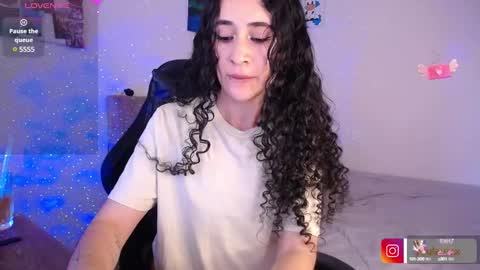  Laura  Model Independt online show from 02/16/25, 08:55