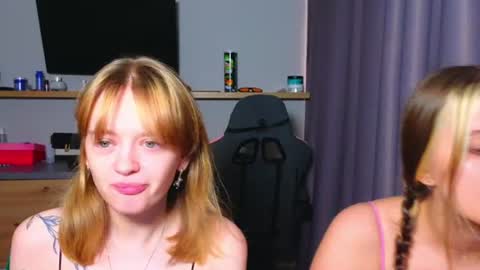 Anna and Luna online show from 07/22/26, 04:43