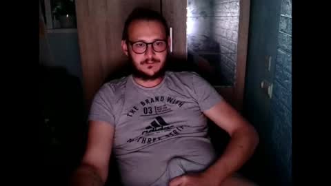 A... online show from 04/11/26, 06:34