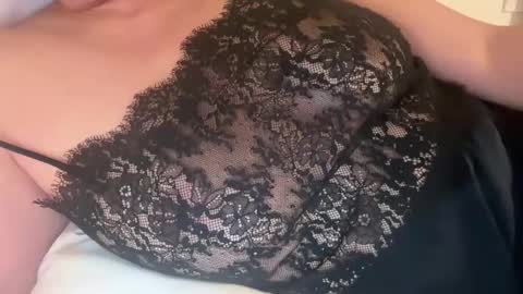 Bellas Breasts online show from 05/31/26, 05:59