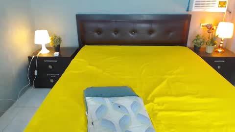 your9inchesdoll online show from 03/08/25, 09:50