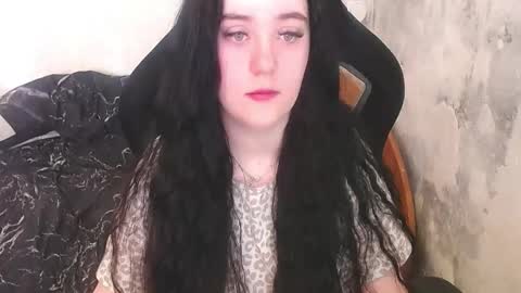 your_8a8y online show from 03/17/26, 07:23