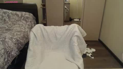 Snapshot of your__maria chatting on 02/04/25, 04:37 Maria Love online show from 02/04/25, 04:37