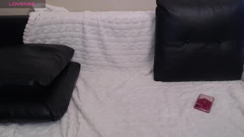 Snapshot of your__maria chatting on 03/03/25, 07:10 Maria Love online show from 03/03/25, 07:10