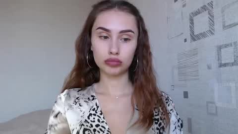 Amelia online show from 04/01/26, 12:39