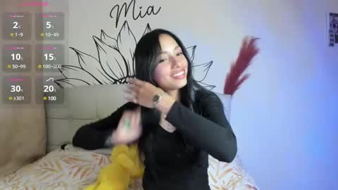 mia3 online show from 02/08/25, 04:03
