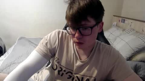 Max online show from 05/31/26, 07:04