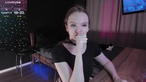 Snapshot of your_bunny chatting on 11/19/25, 07:58 Bunny online show from 11/19/25, 07:58