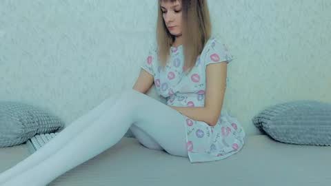 Lily online show from 01/14/25, 06:34