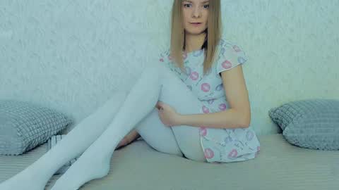 Lily online show from 01/20/25, 09:46