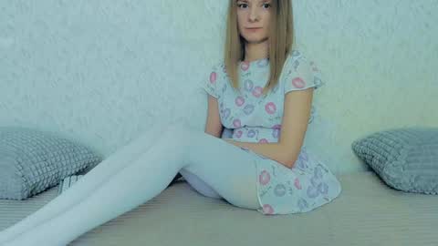 Lily online show from 01/20/25, 12:49